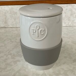 Pampered Chef White Ceramic egg cooker